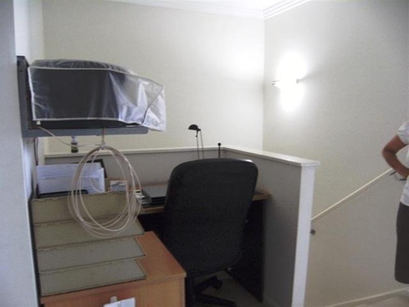 2 Cynderry Lodge. 197 High Street, Southport QLD 4215