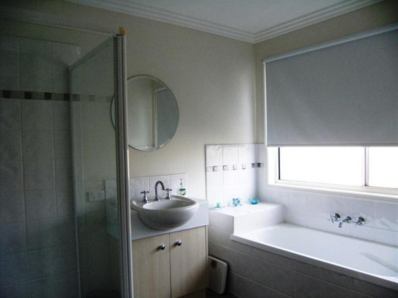 2 Cynderry Lodge. 197 High Street, Southport QLD 4215