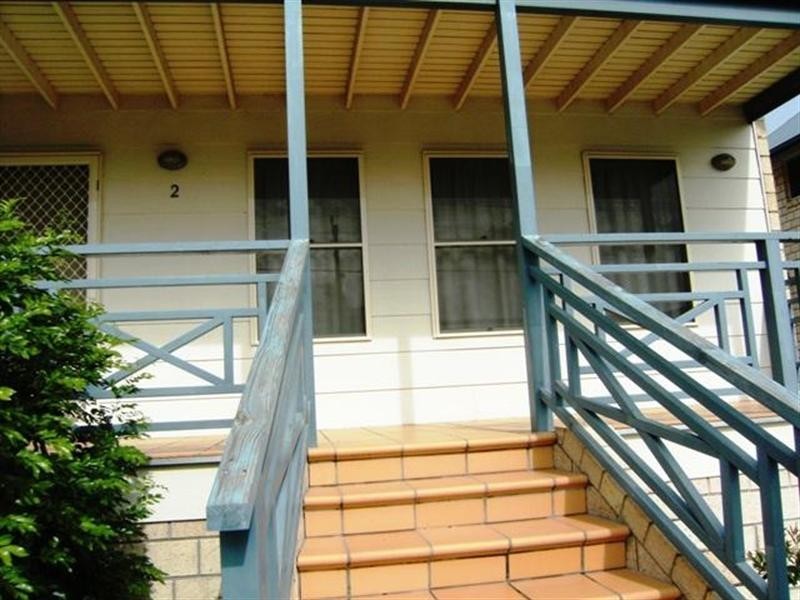 2 Cynderry Lodge. 197 High Street, Southport QLD 4215