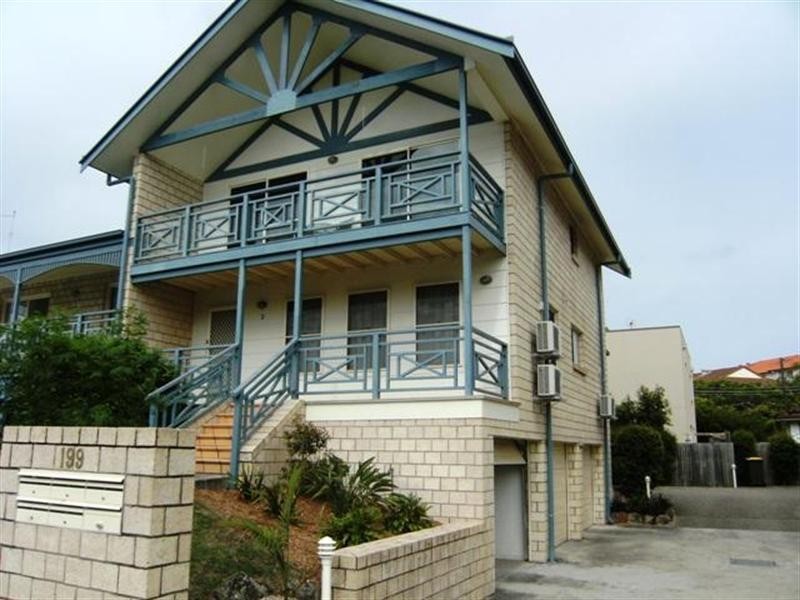 2 Cynderry Lodge. 197 High Street, Southport QLD 4215