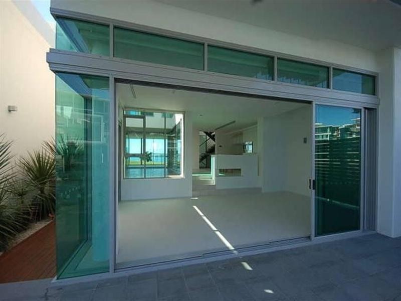 Paradise Point QLD 4216