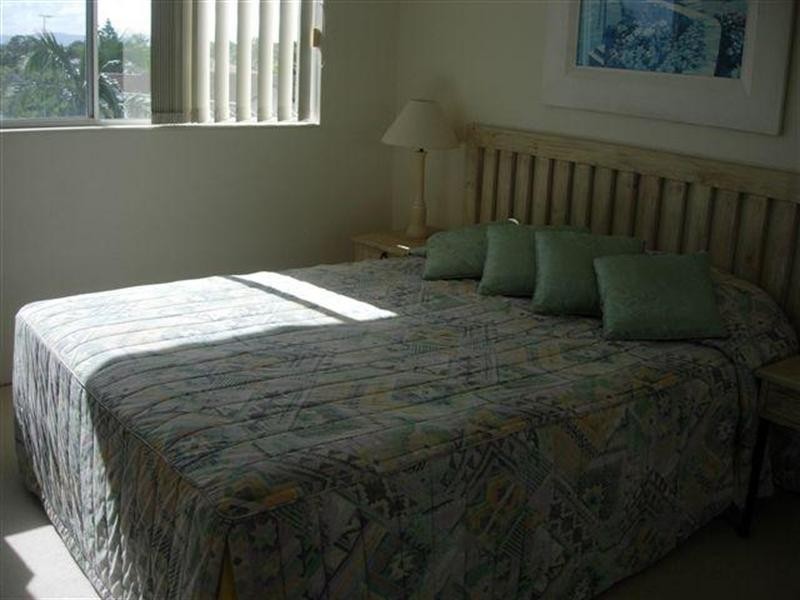 Biggera Waters QLD 4216