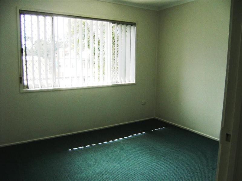 39 Middle Street, Labrador QLD 4215