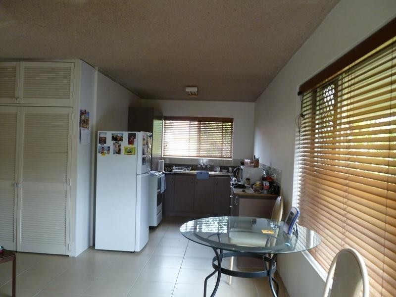 37 Middle Street, Labrador QLD 4215