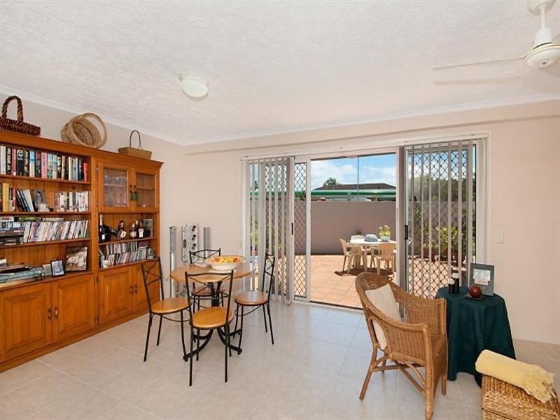 12 Whiting Street, Labrador QLD 4215