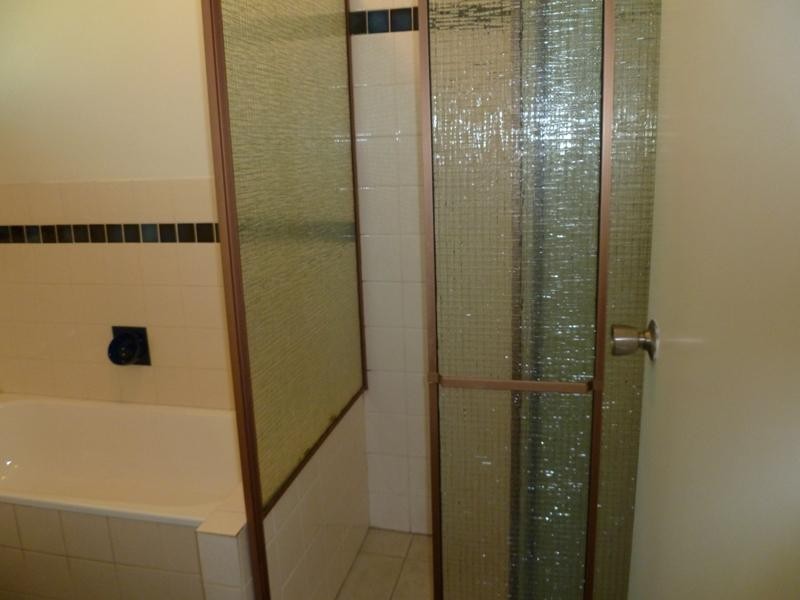 52 Numeralla Avenue, Ashmore QLD 4214