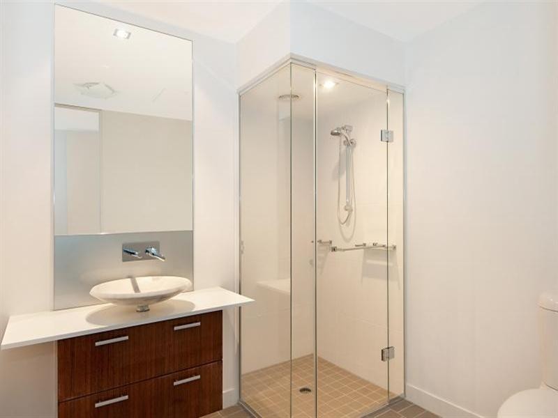 Paradise Point QLD 4216