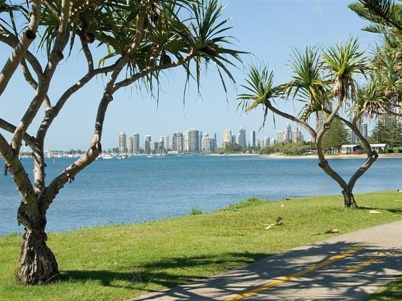 212 Marine Parade, Labrador QLD 4215
