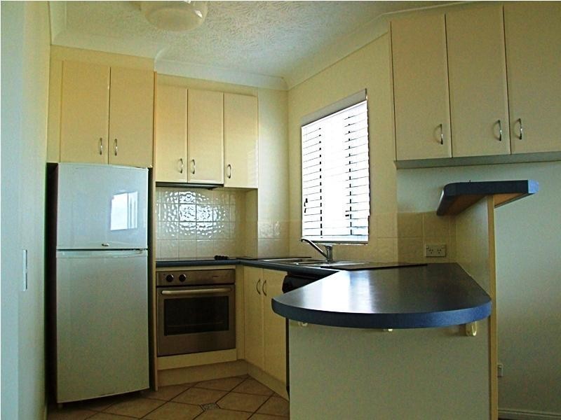 484 Marine Parade, Southport QLD 4215