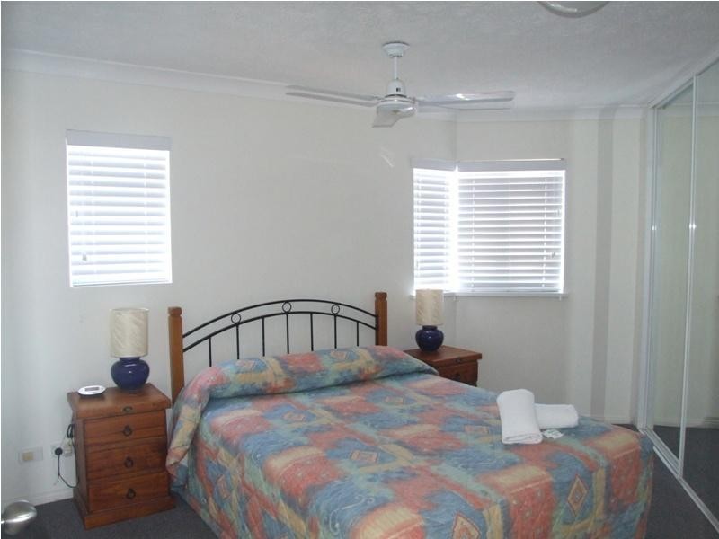 484 Marine Parade, Southport QLD 4215