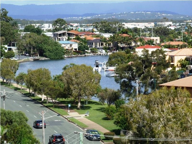 484 Marine Parade, Southport QLD 4215