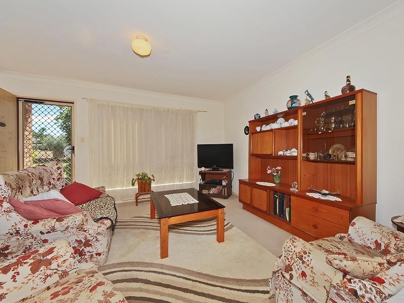 6 Crystal Reef Drive, Coombabah QLD 4216