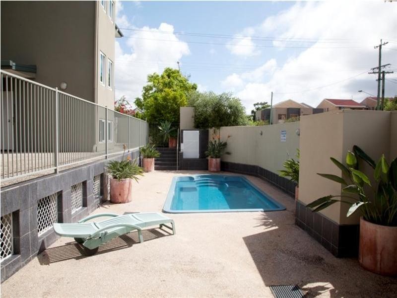 18 Rose Street, Southport QLD 4215