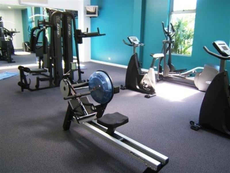 416 3 Como Crescent, Southport QLD 4215