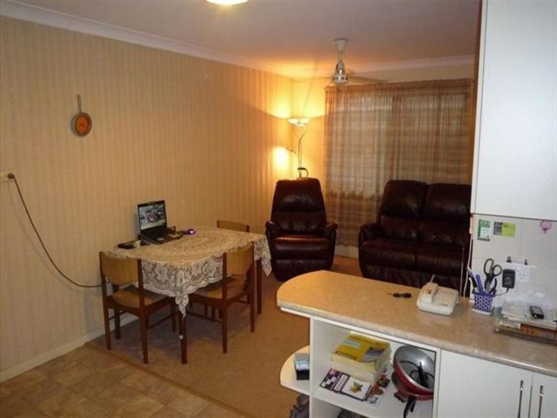 6 Kenmar Street, Labrador QLD 4215