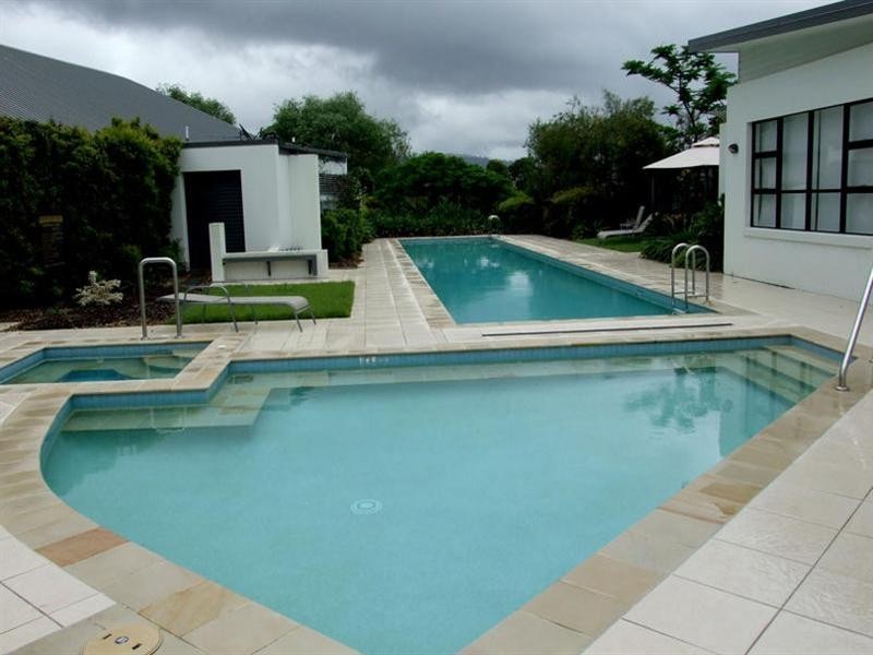 310 Easthill Drive, Robina QLD 4226