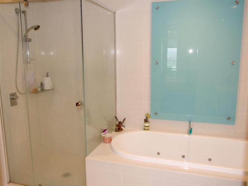 2308 Q1 Tower. 9  Hamilton Avenue, Surfers Paradise QLD 4217