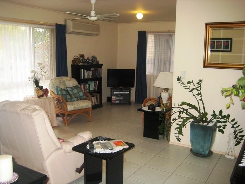 6 Melanie Place, Labrador QLD 4215