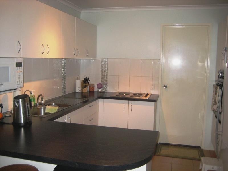 6 Melanie Place, Labrador QLD 4215