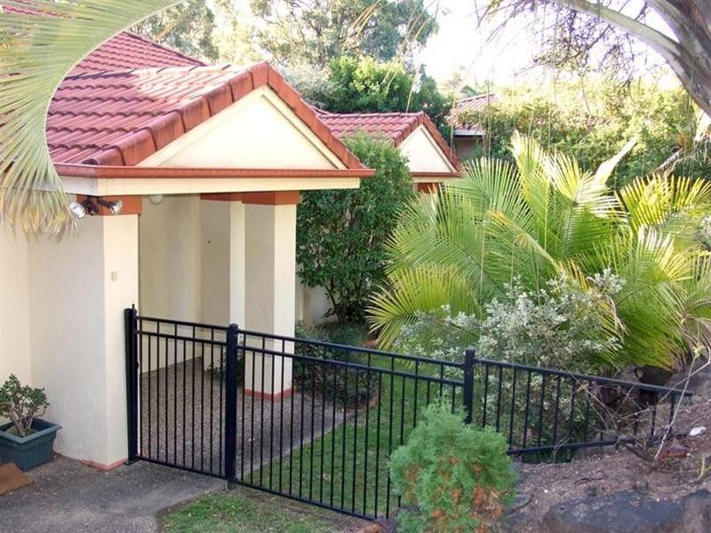 30 Peter Senior Court, Parkwood QLD 4214