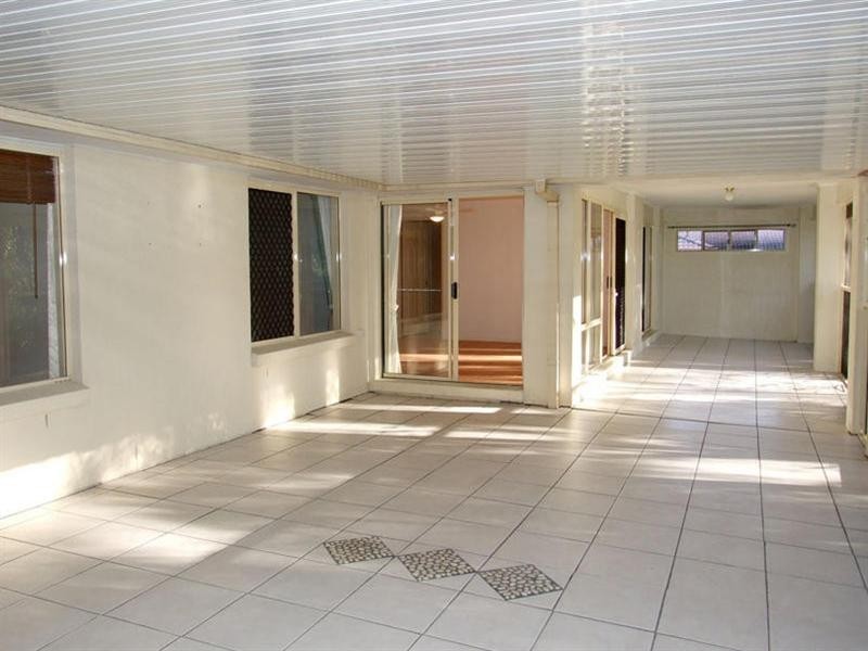 30 Peter Senior Court, Parkwood QLD 4214