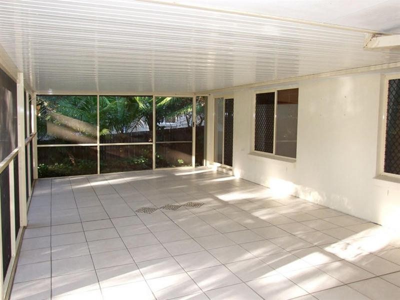 30 Peter Senior Court, Parkwood QLD 4214