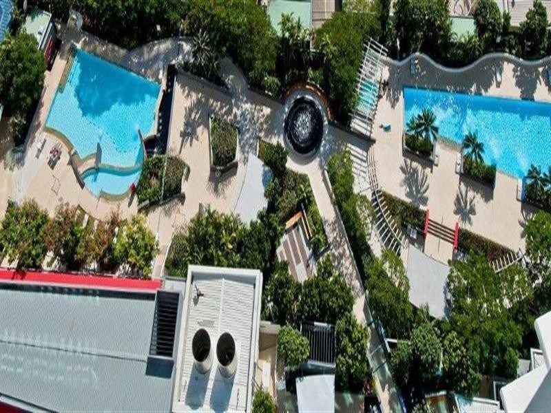 5 Lawson Street, Southport QLD 4215