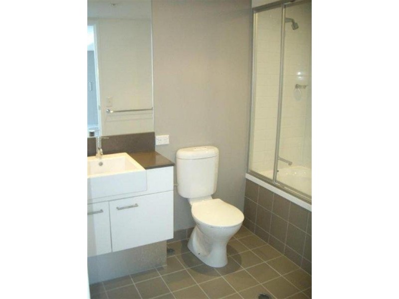 56 Scarborough Street, Southport QLD 4215