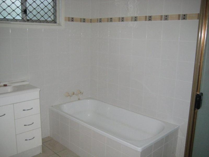 13 Yarraowee Drive, Nerang QLD 4211