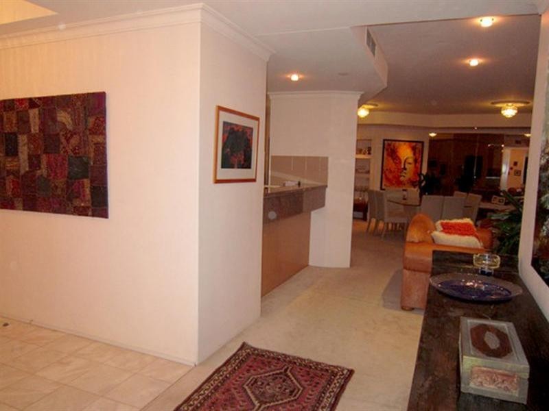 C18-2 Rivage Royale 75 Brighton Parade, Southport QLD 4215