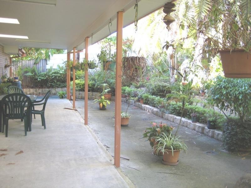 4 Merinda Court, Southport QLD 4215