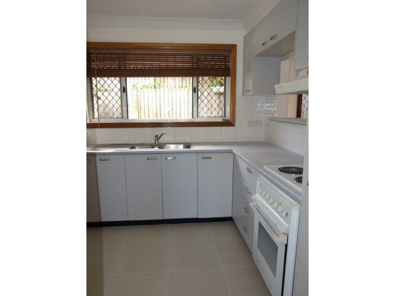 73 Eugaree Street, Southport QLD 4215