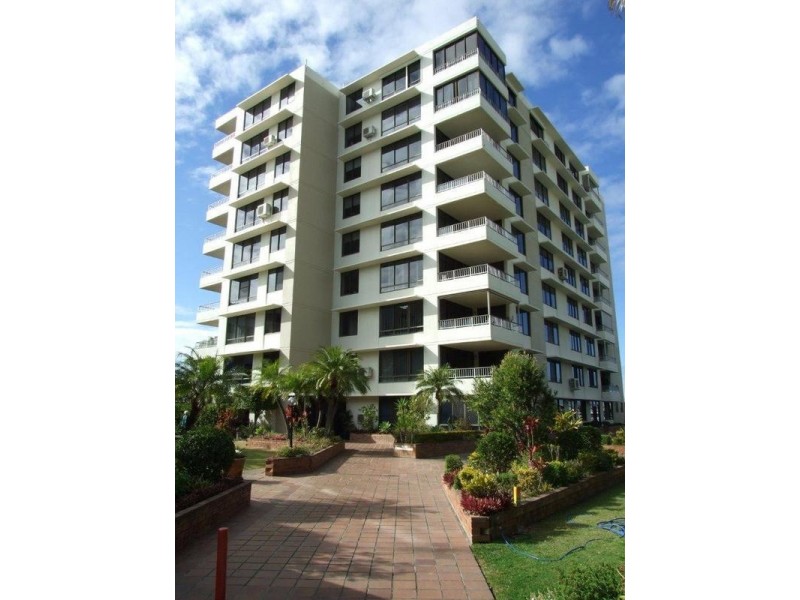 77 Brighton Parade, Southport QLD 4215