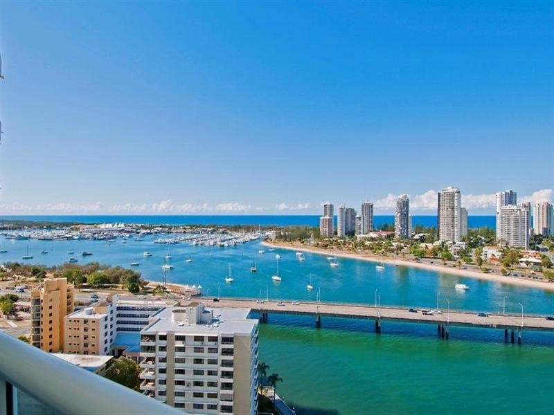 C19-2 75 Brighton Parade, Southport QLD 4215