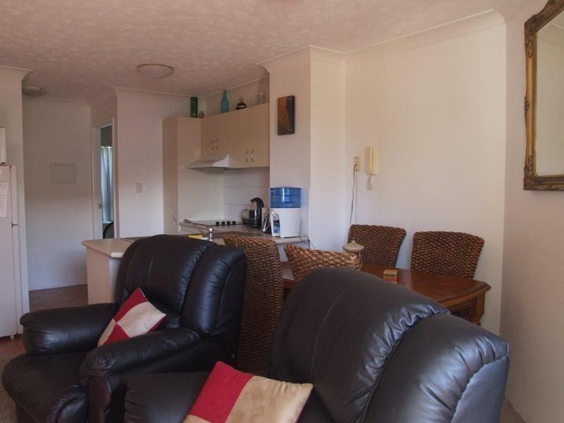 11 Owens Lane, Southport QLD 4215