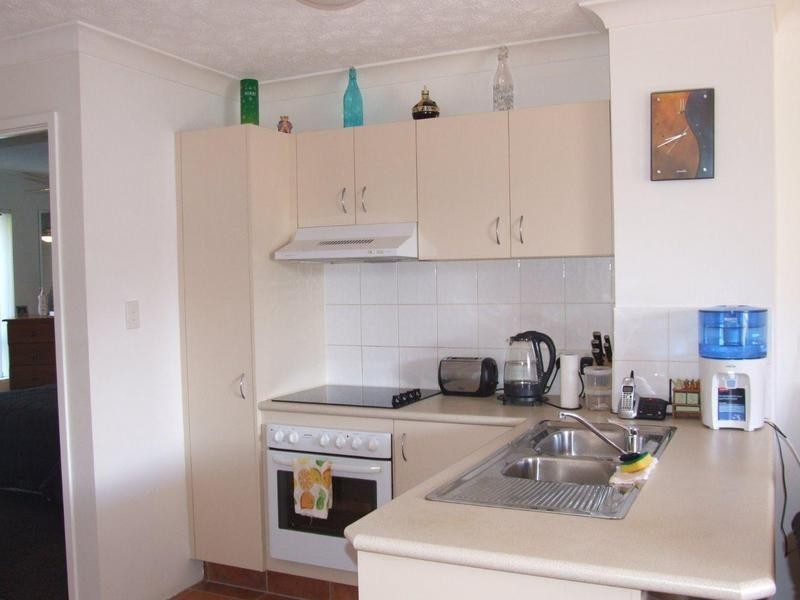 11 Owens Lane, Southport QLD 4215