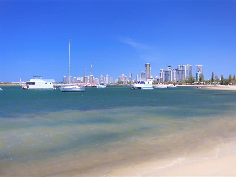 10 Hollywell Road, Biggera Waters QLD 4216