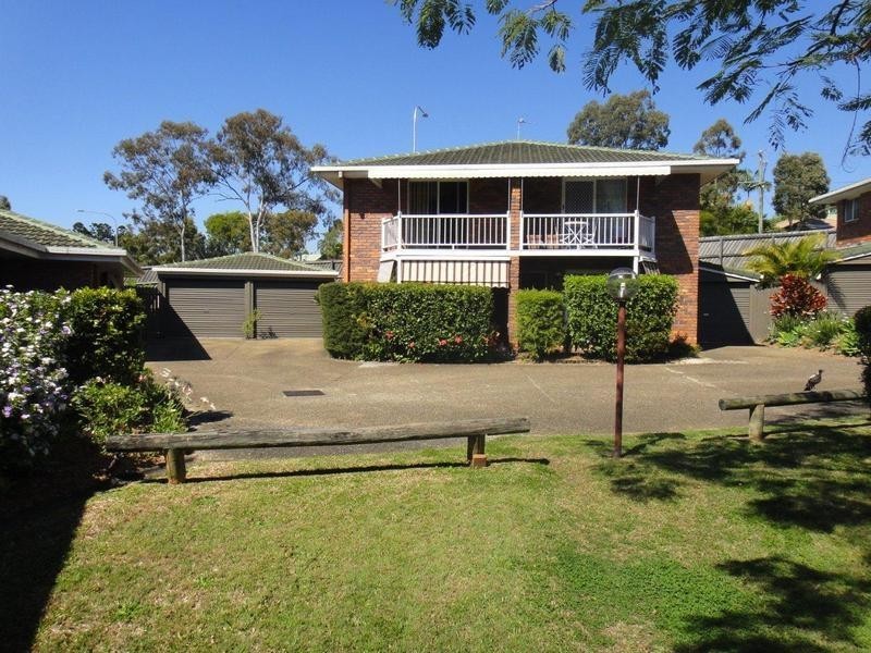 10 Hollywell Road, Biggera Waters QLD 4216
