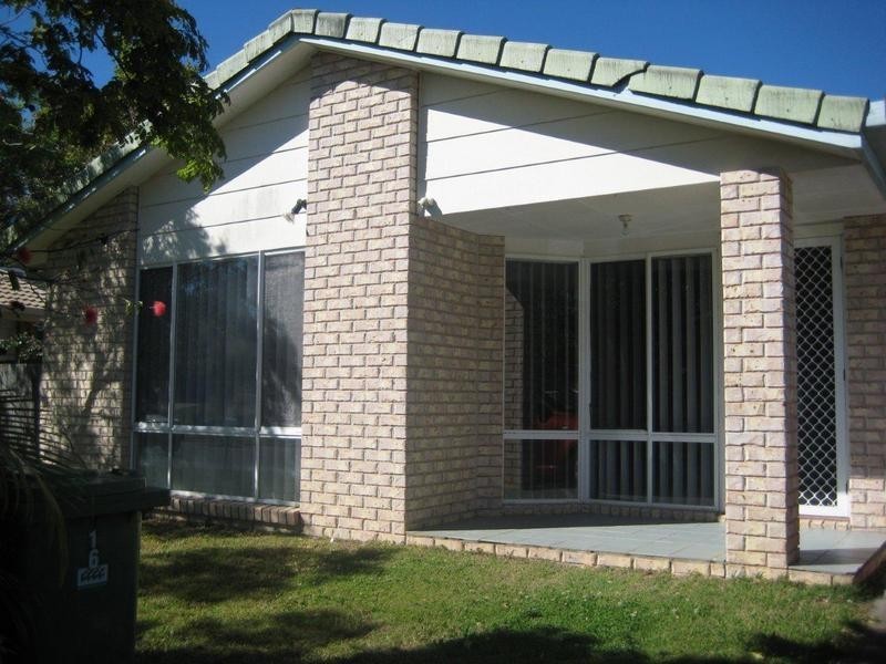 6 Jannie Court, Labrador QLD 4215