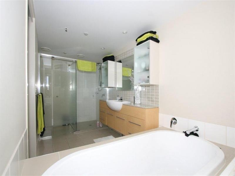 105 Scarborough Street, Southport QLD 4215