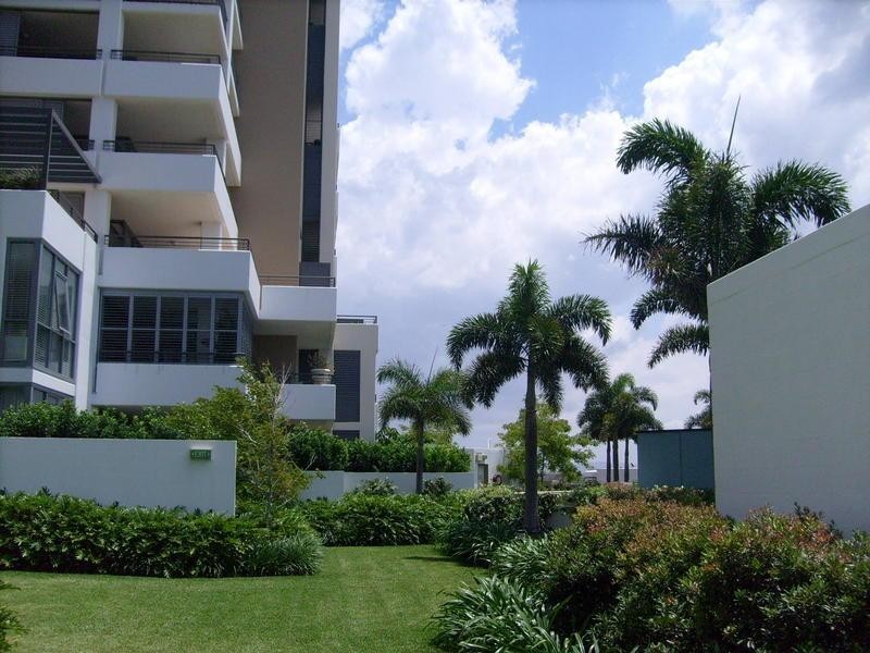 105 Scarborough Street, Southport QLD 4215