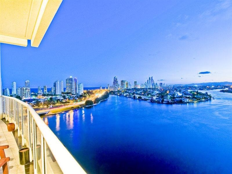 A17-2 Rivage Royale 75 Brighton Parade, Southport QLD 4215