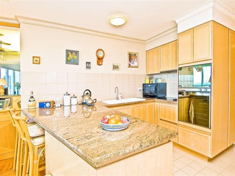 A17-2 Rivage Royale 75 Brighton Parade, Southport QLD 4215