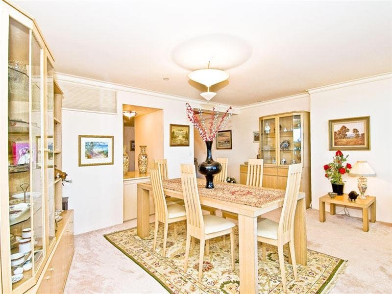 A17-2 Rivage Royale 75 Brighton Parade, Southport QLD 4215