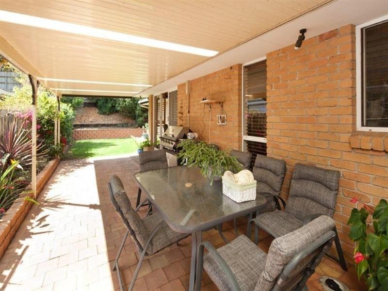 2 Tewantin Close, Parkwood QLD 4214