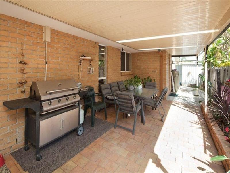 2 Tewantin Close, Parkwood QLD 4214