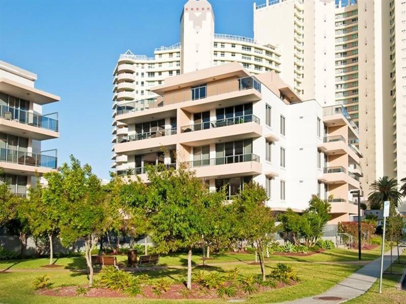 1 Aqua Street, Southport QLD 4215