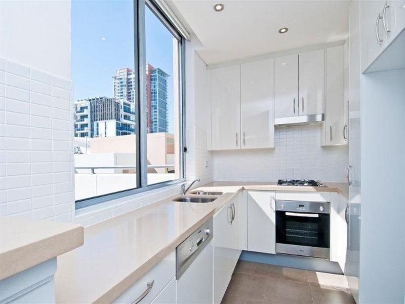 1 Aqua Street, Southport QLD 4215