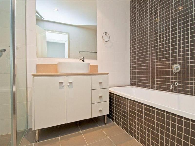 1 Aqua Street, Southport QLD 4215