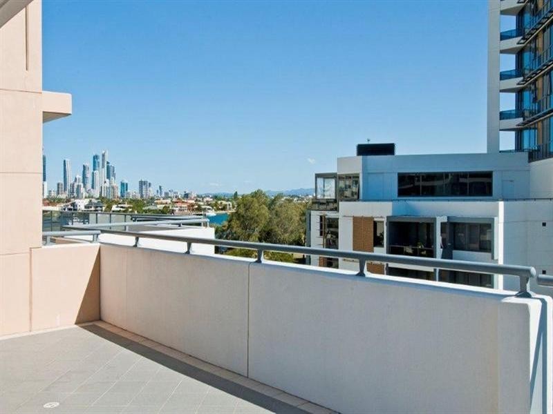 1 Aqua Street, Southport QLD 4215